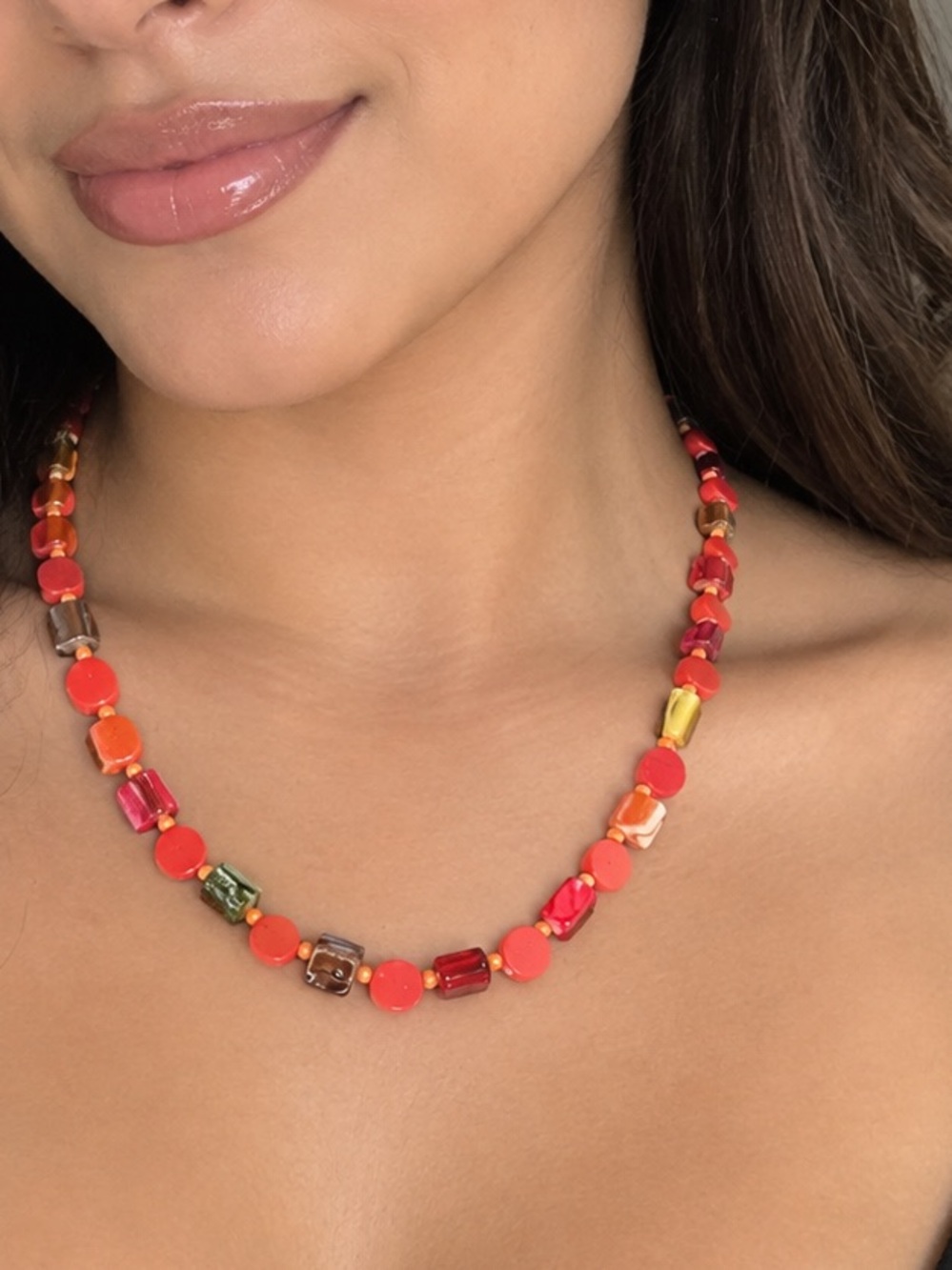 Vibrant red Mixed-Bead Necklace